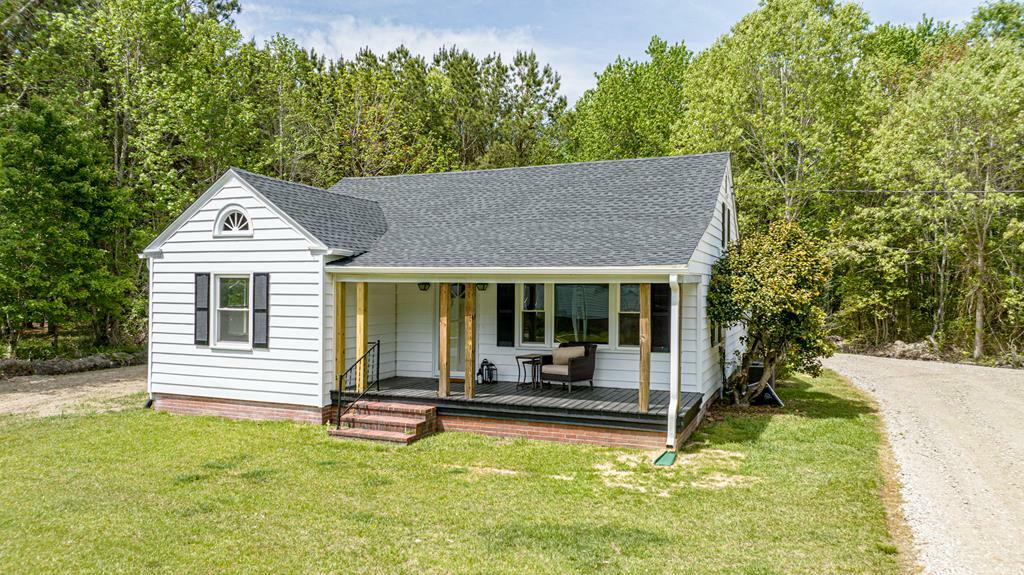 Property Photo: 24455 Guilford Rd VA 23308