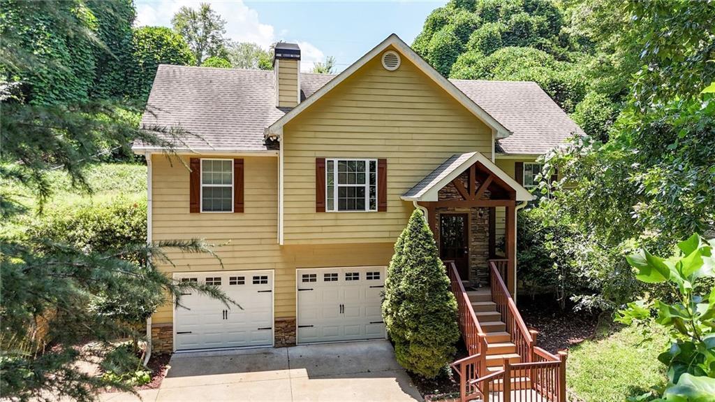 Property Photo: 405 Scenic View Drive GA 30143