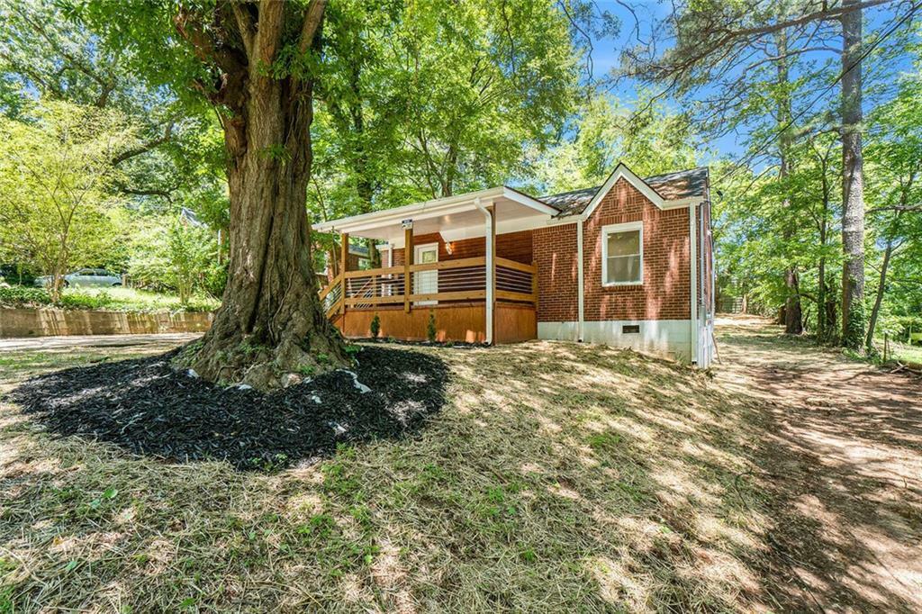 Property Photo: 2174 Rexford Drive GA 30034