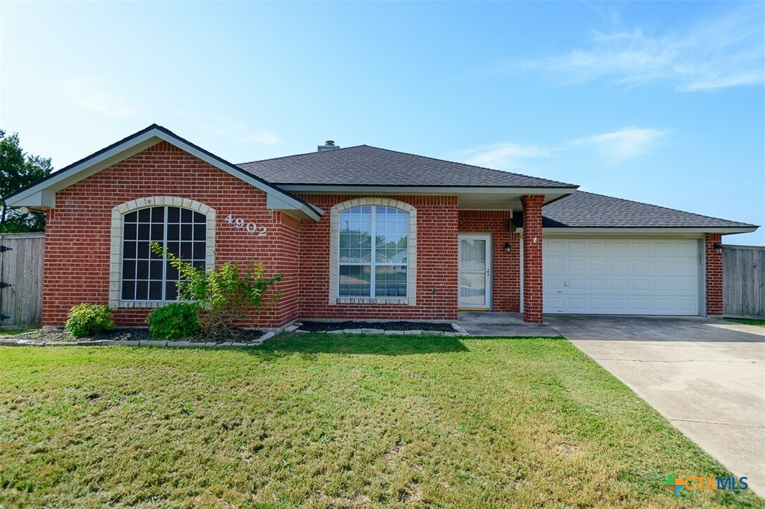 Property Photo: 4902 Slate Court TX 76542