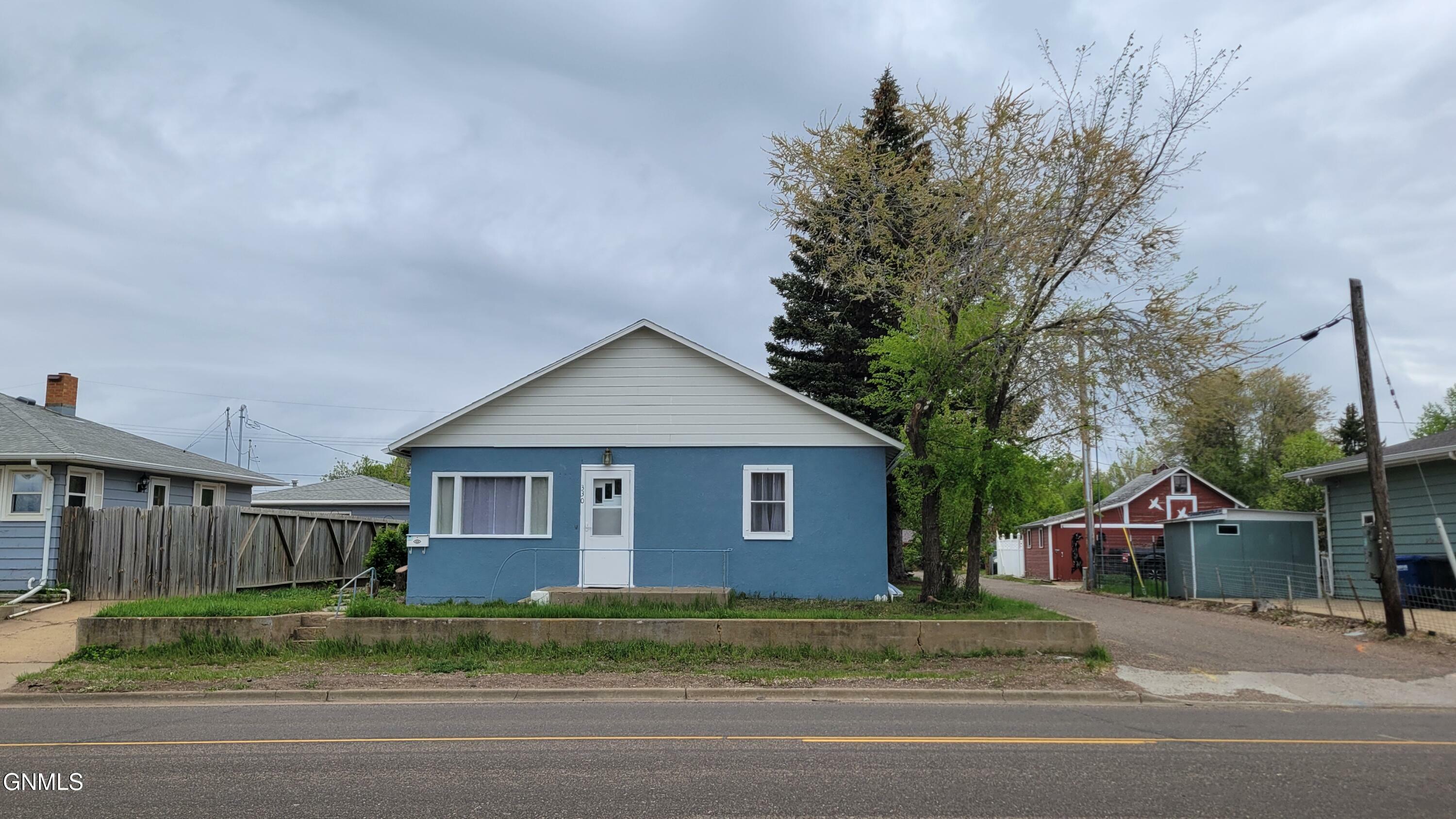 Property Photo:  330 Main Avenue  ND 58601 