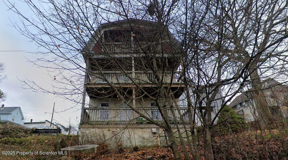 Property Photo: 603 S Blakely Street PA 18510
