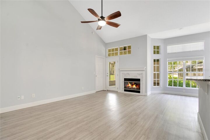 Property Photo:  1525 Farrindon Circle 1525  FL 32746