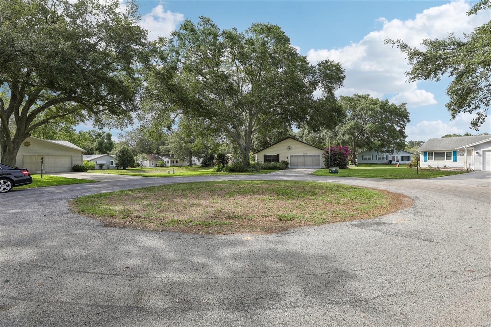 Property Photo:  2008 Tweed Court  FL 34788 
