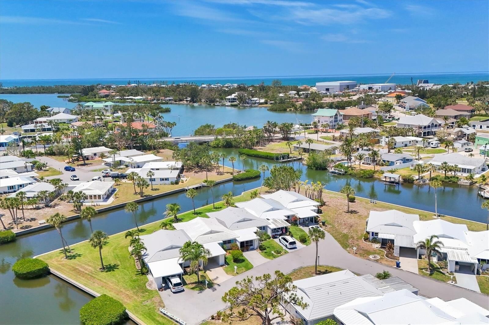 Property Photo:  608 Fair Winds Drive  FL 34275 