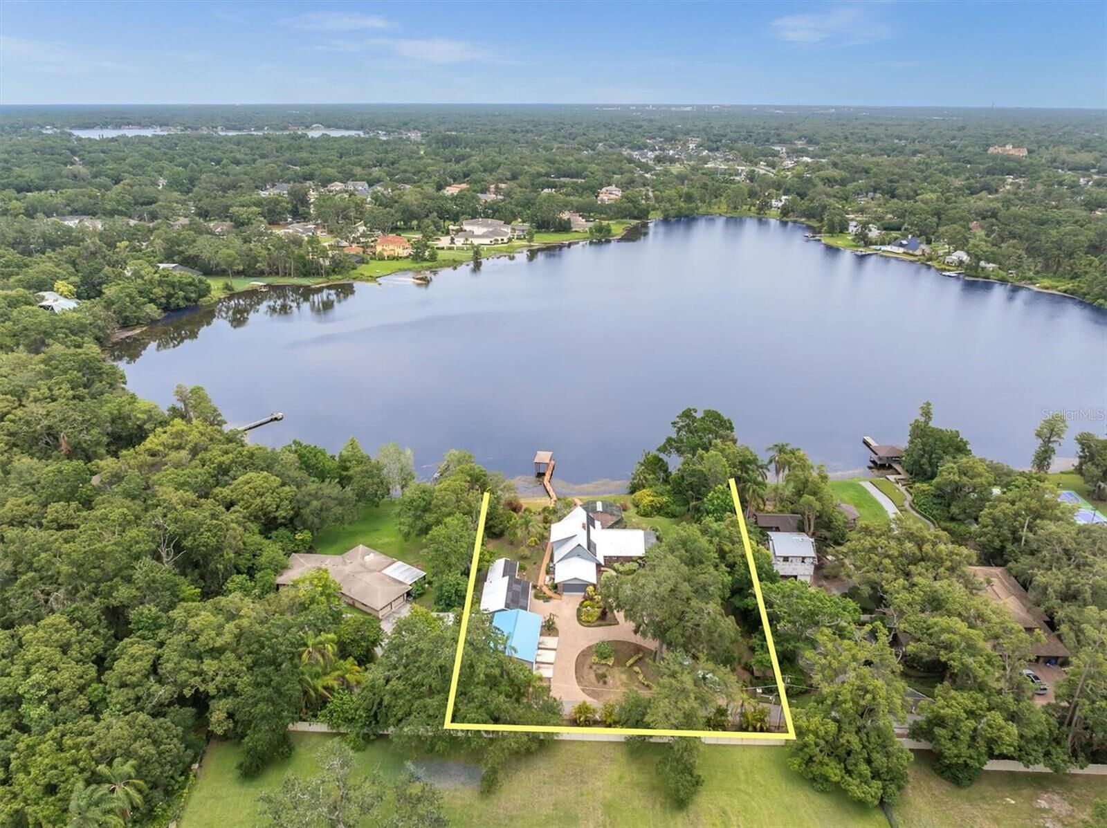 Property Photo: 13533 Bay Lake Lane FL 33618