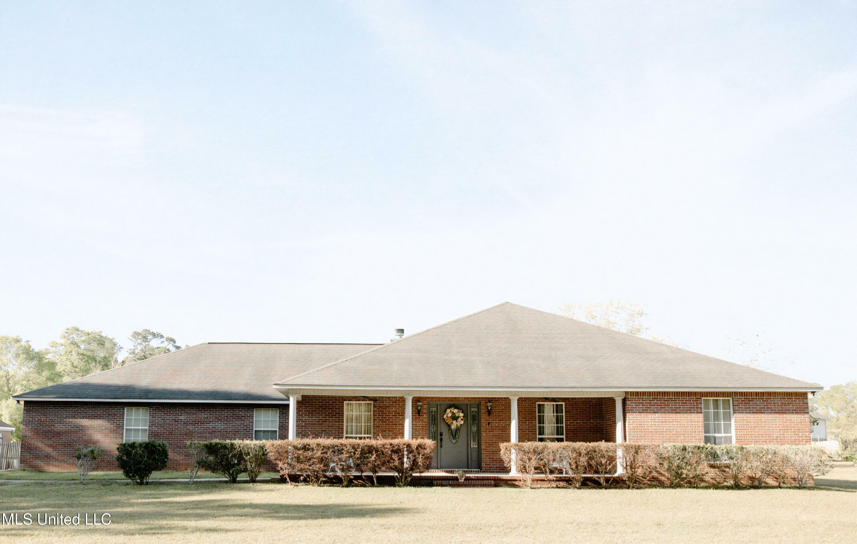 2208 Highland Drive  Gautier MS 39553 photo