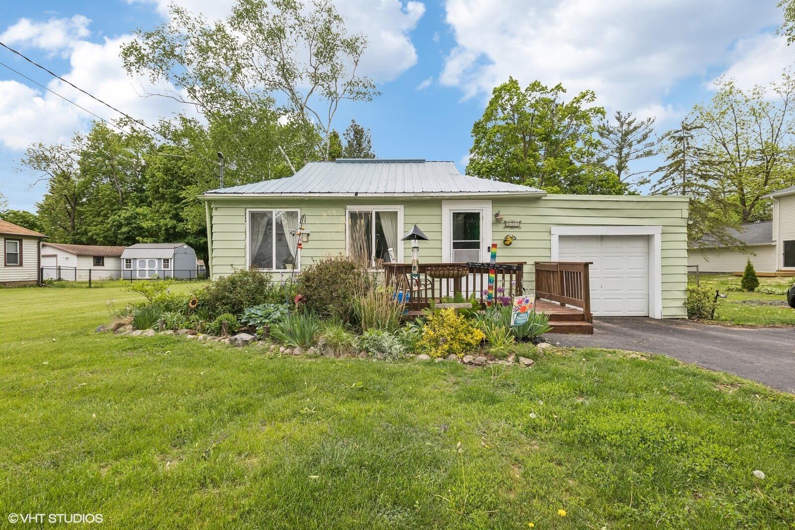 301 S 5th Ave  Walworth WI 53184 photo