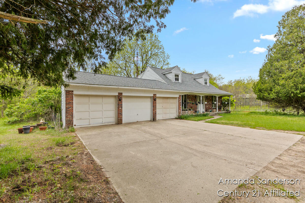 Property Photo: 10751 12th Avenue NW MI 49534