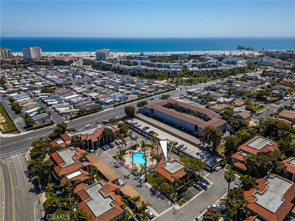 7648 Bay Drive 201  Huntington Beach CA 92648 photo