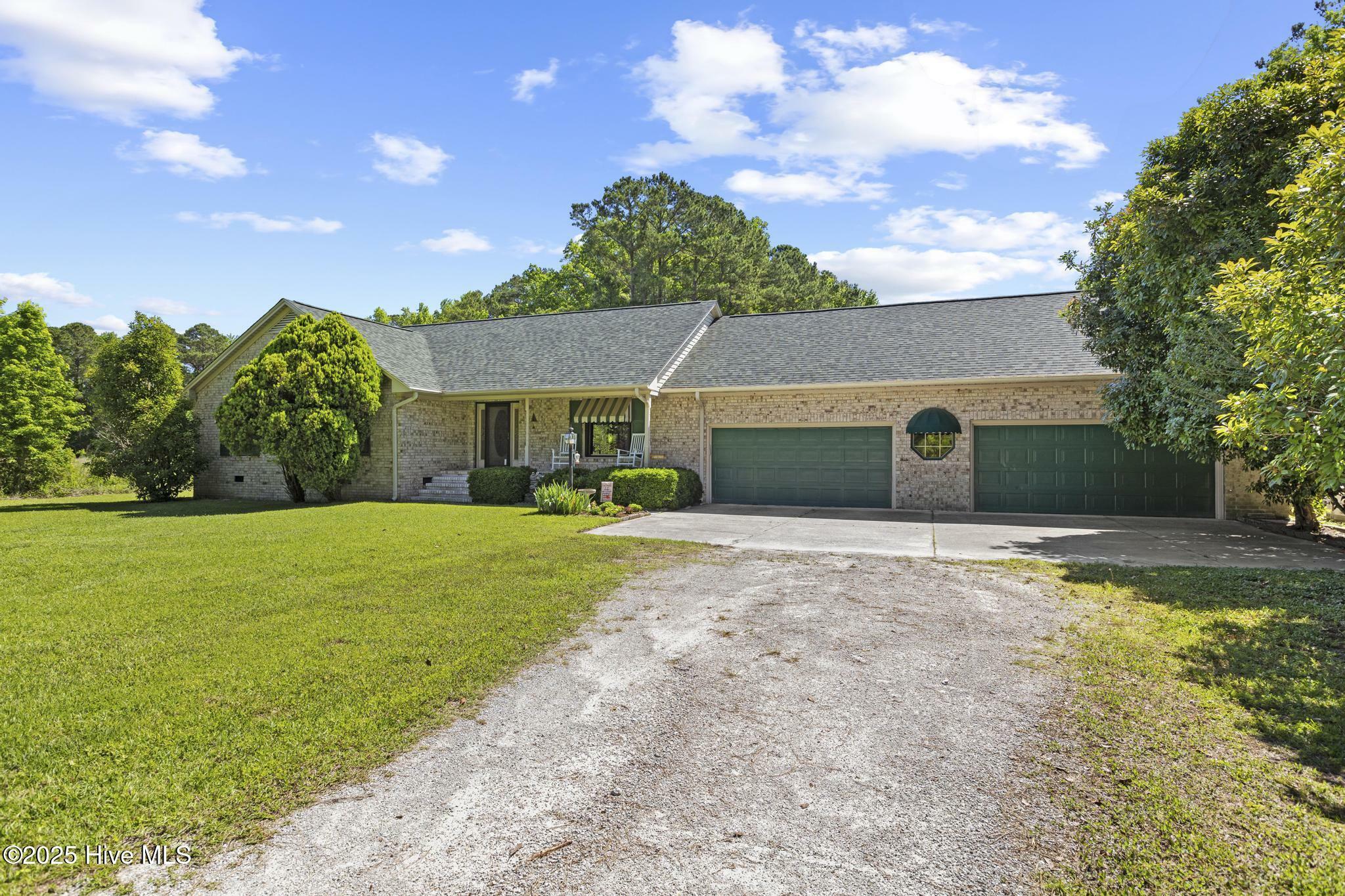 Property Photo: 418 Grants Creek Road NC 28546