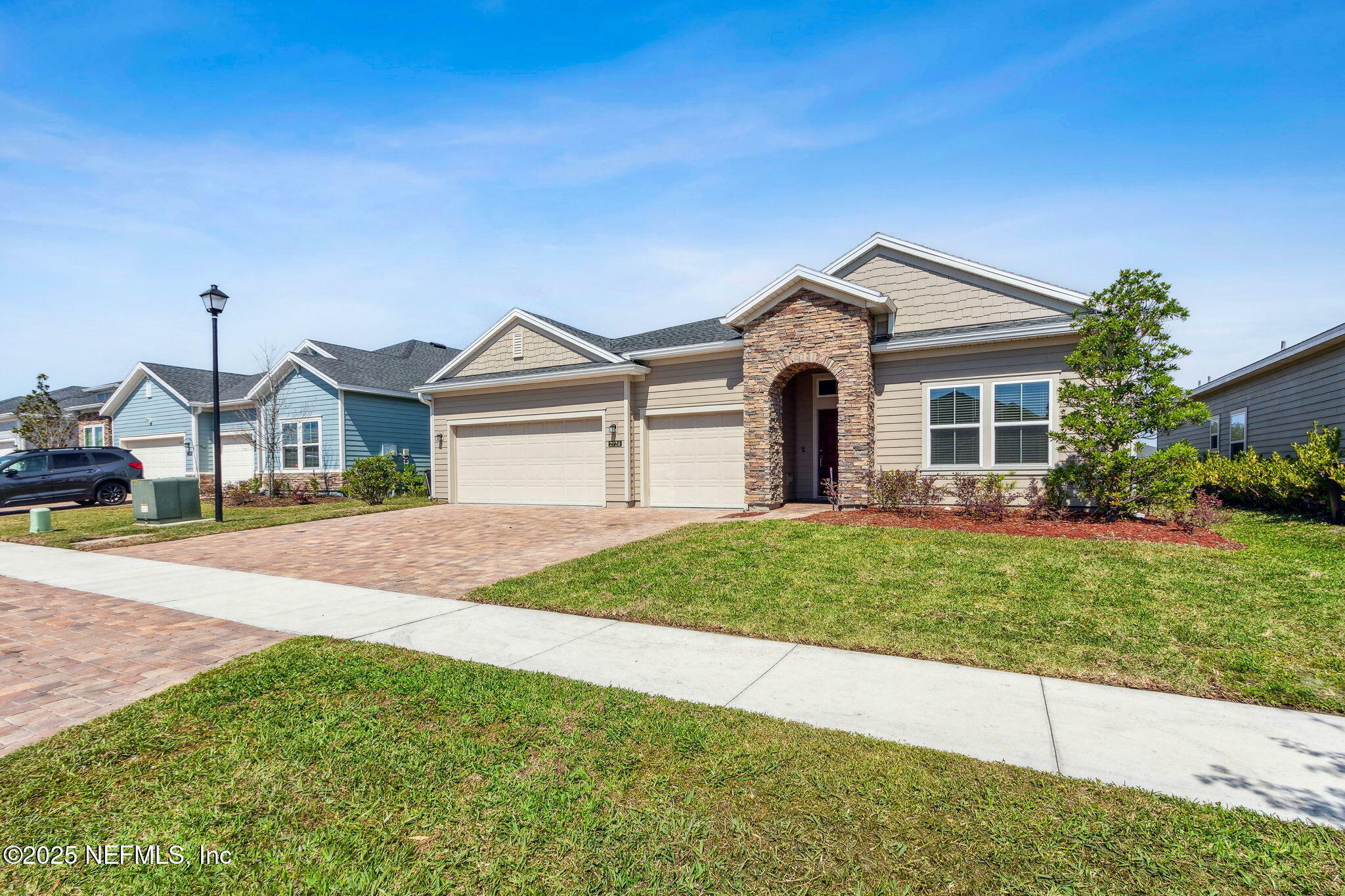 Property Photo: 2724 White Cedar Lane FL 32043