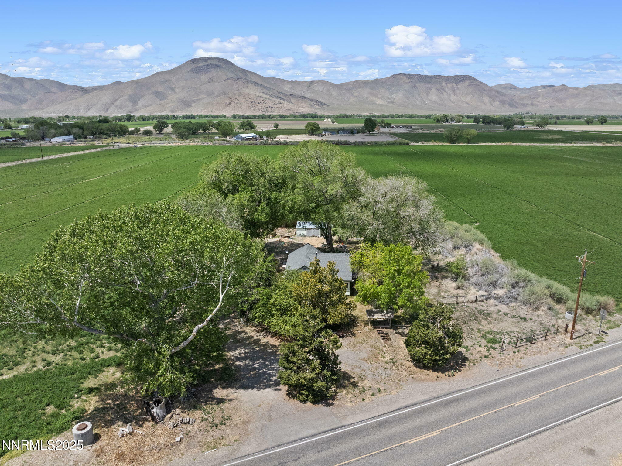 Property Photo: 683 Nv-208 Highway NV 89447
