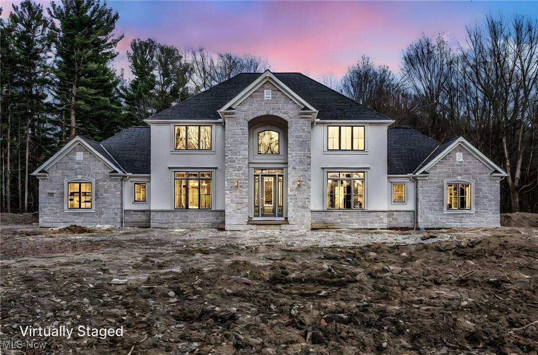 4689 Brainard Road  Orange Village OH 44022 photo