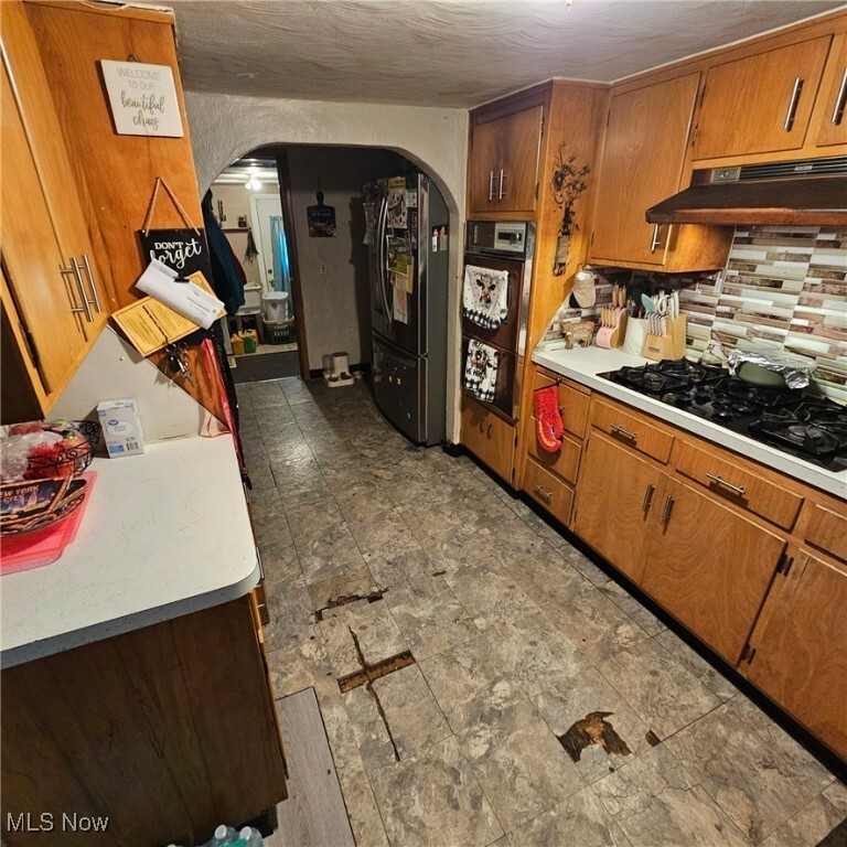 Property Photo: 155 Smithfield Street OH 44471