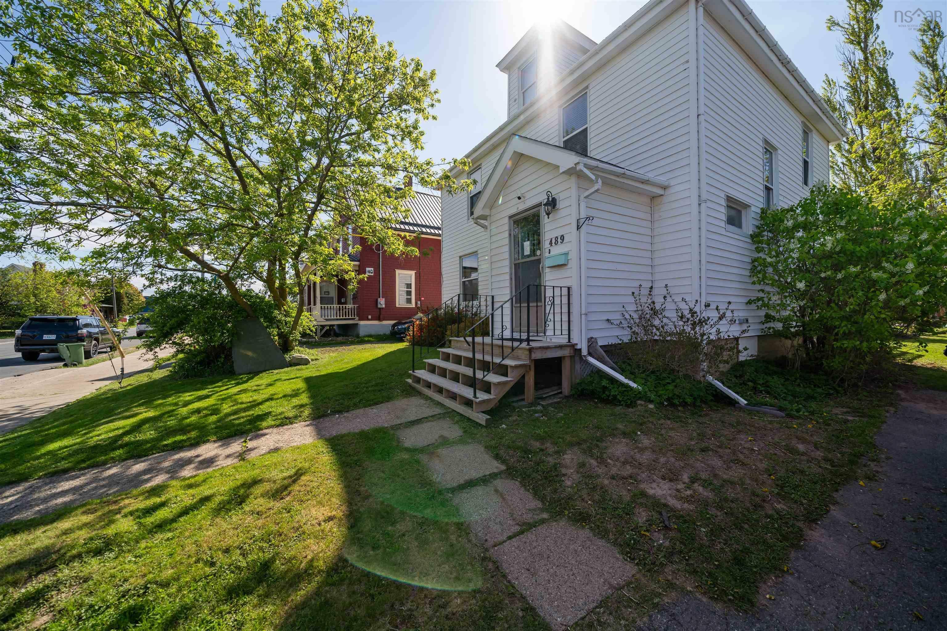 Property Photo: 489 South Frederick Street NS B2H 5N2