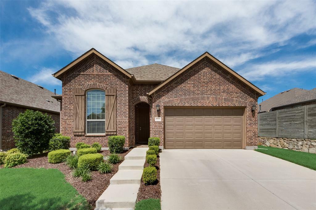 Property Photo:  1313 Swan Trail  TX 76226 