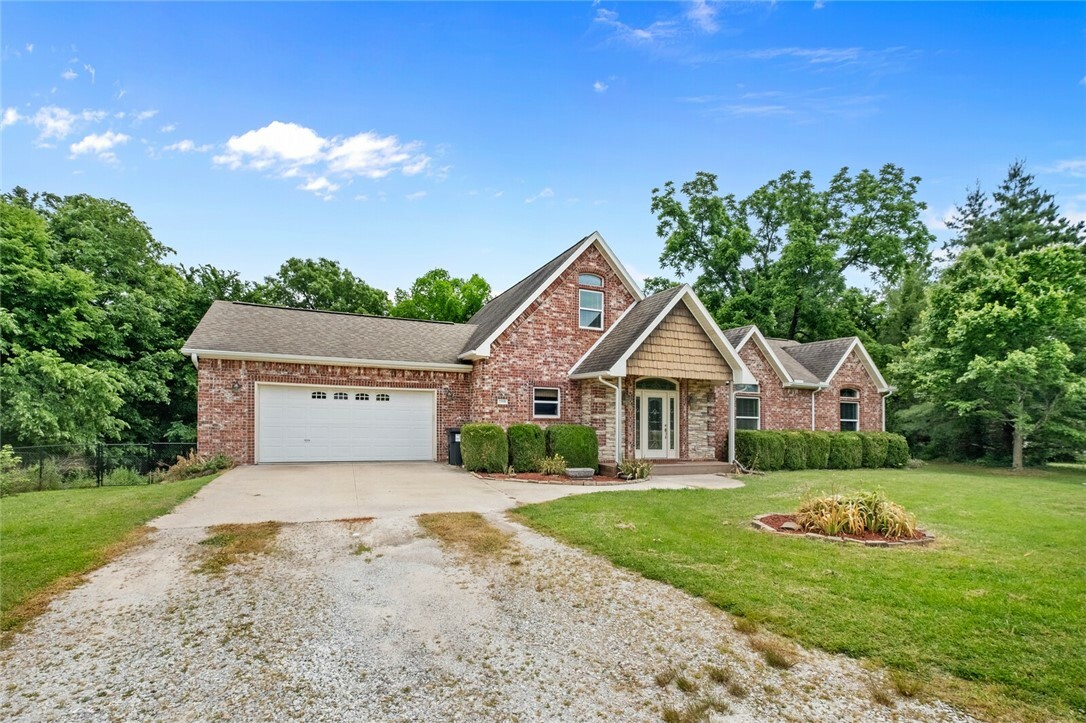 Property Photo: 13810 State Highway 16 AR 72704