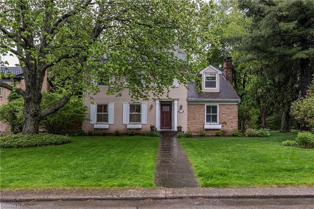 Property Photo: 134 Broad Leaf Crescent ON L9G 3M5