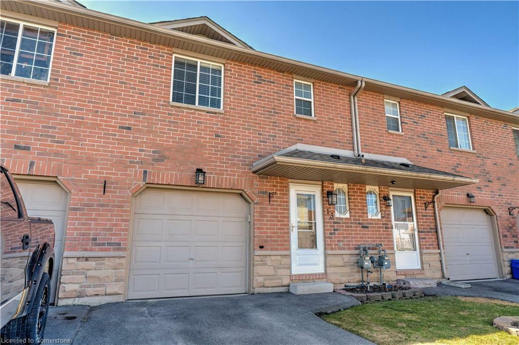 Property Photo: 39 Pinewoods Drive 13 ON L8J 3Z3