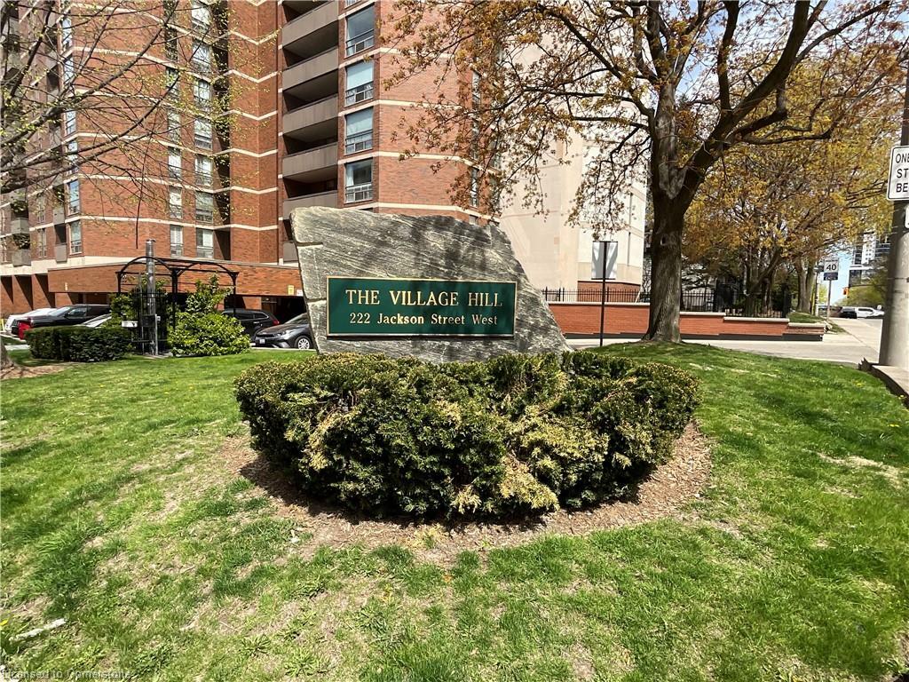 Property Photo:  222 Jackson Street W 1502  ON L8P 4S5 