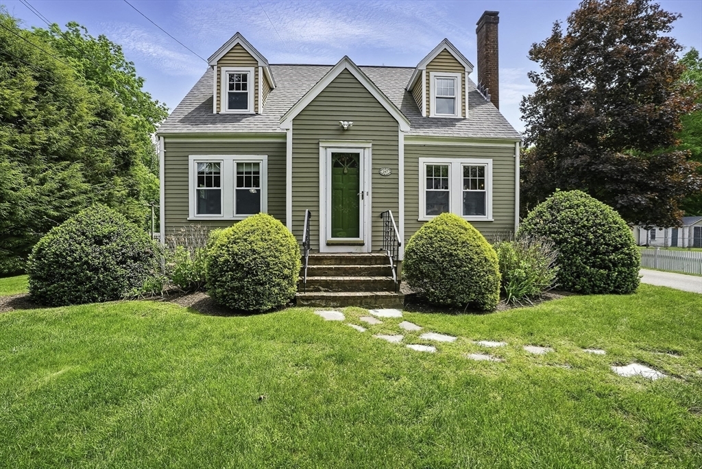 Property Photo: 247 South St MA 02093