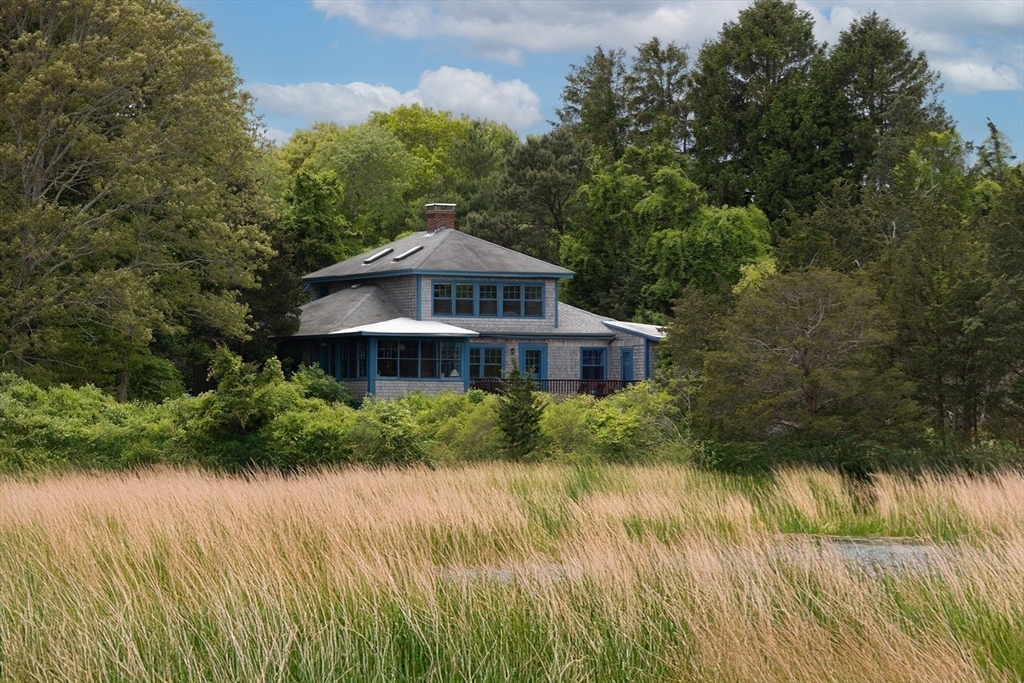 Property Photo: 43 Salt Marsh Ln MA 02360