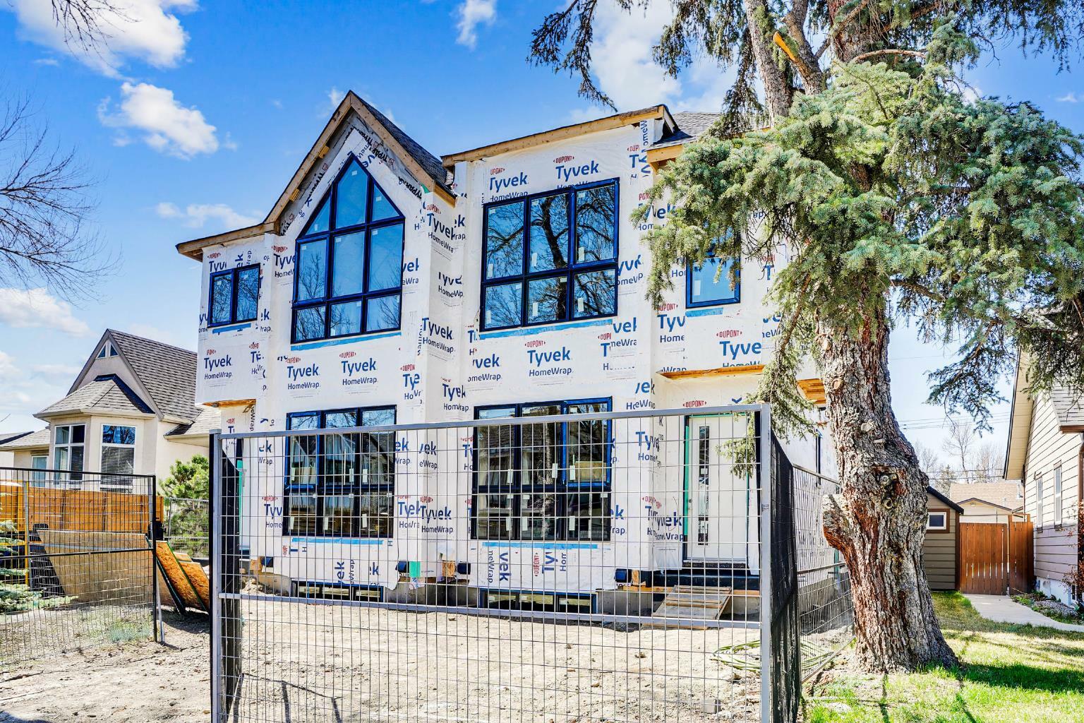 Property Photo: 1130 Regent Crescent NE AB T3E 5J7