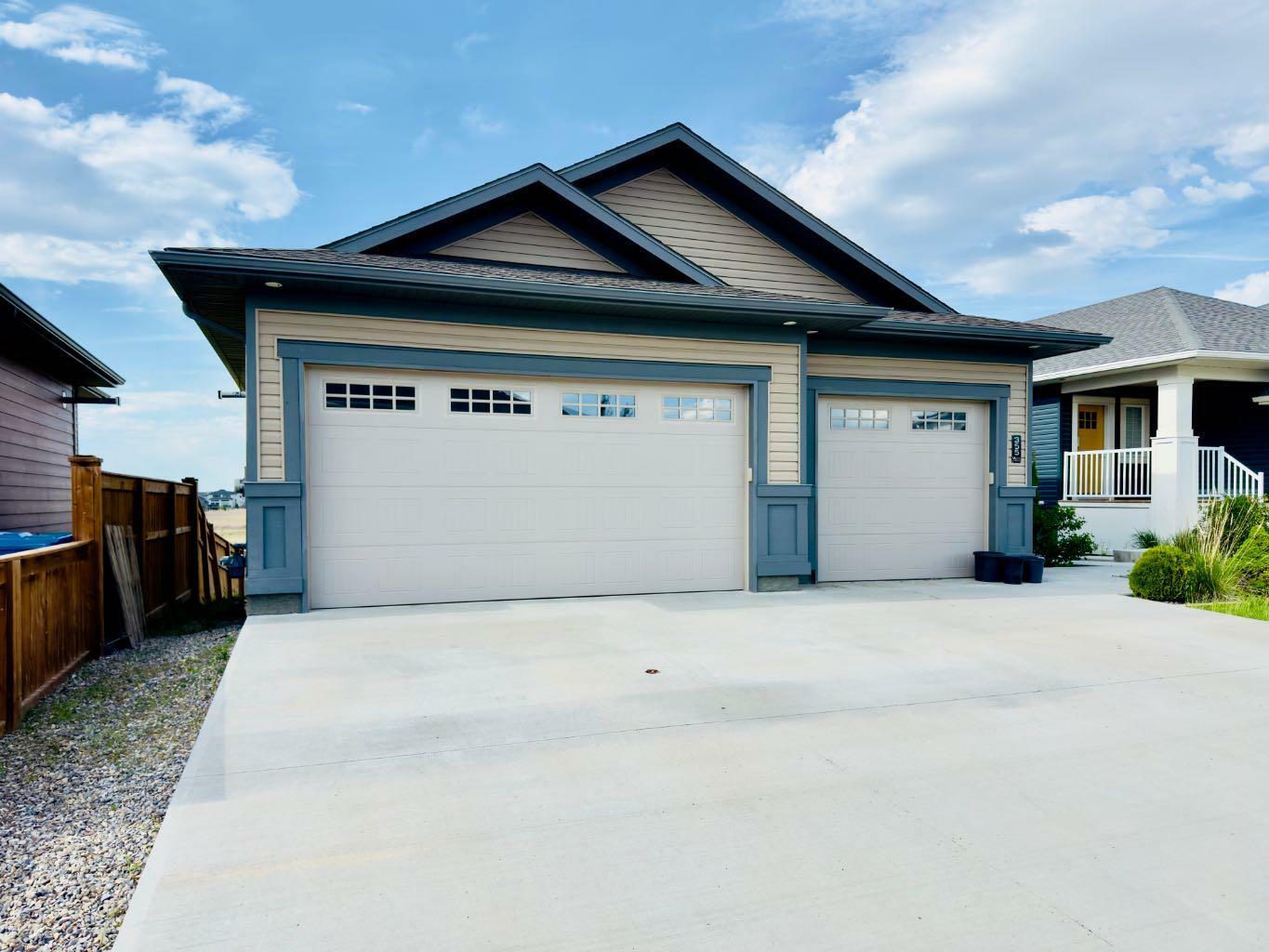 Property Photo: 355 Skeena Crescent W AB T1J 5K3