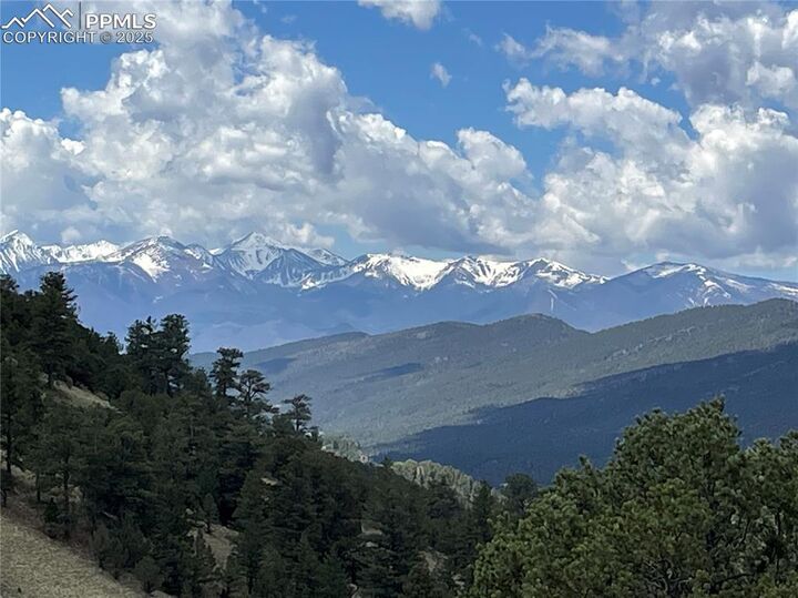 Property Photo:  752 County Road 16  CO 81223 