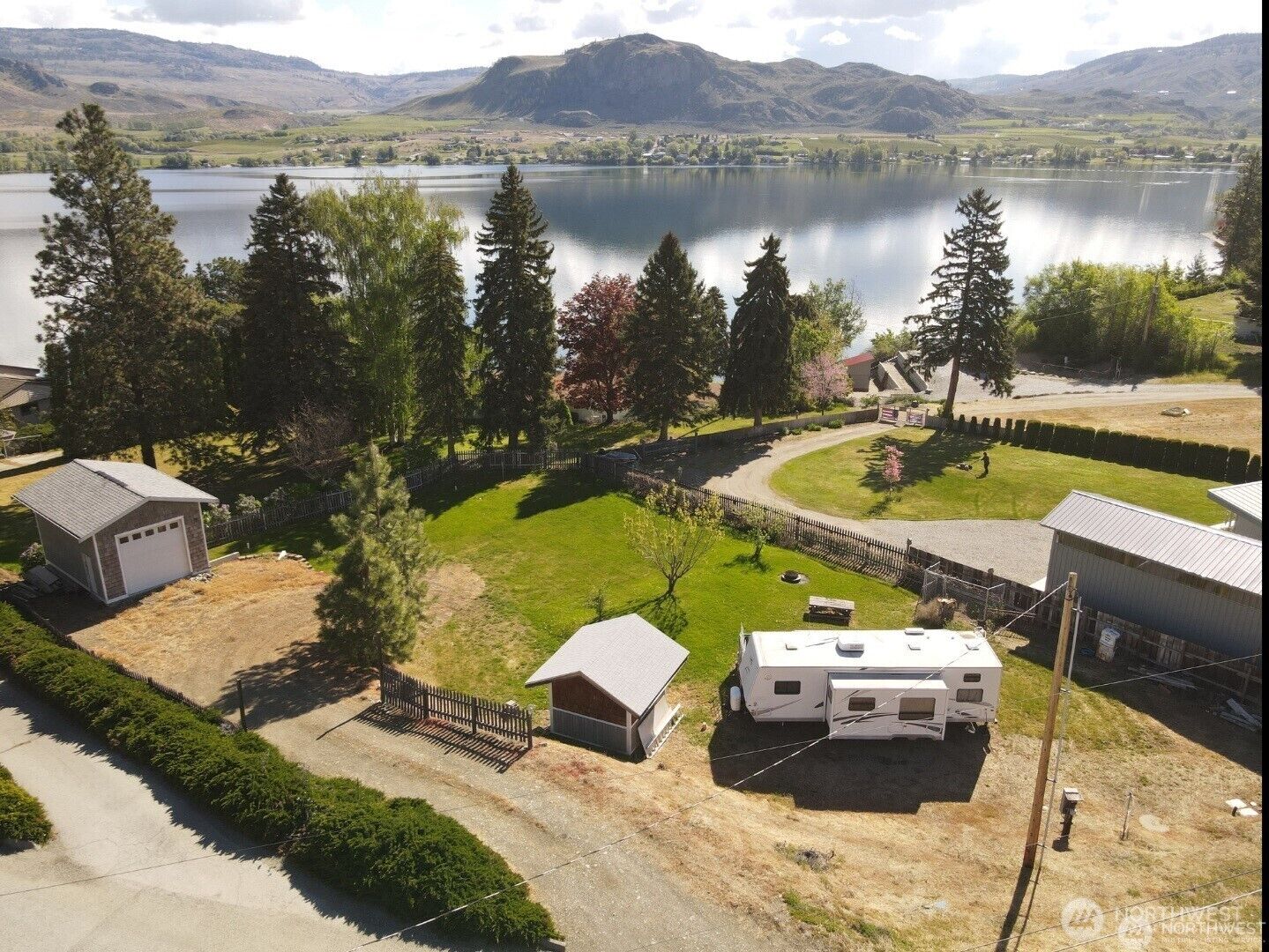 Property Photo: 76 Westlake Road WA 98844