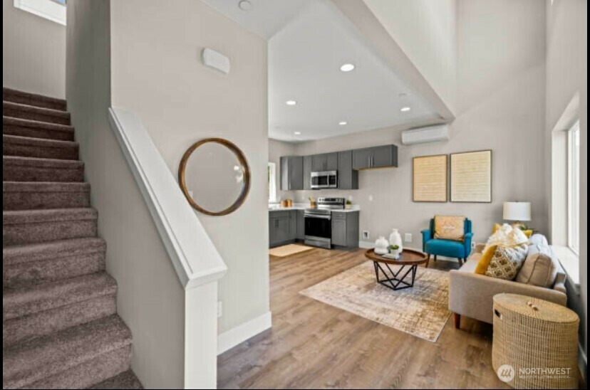 Property Photo: 13053 2nd Avenue S WA 98168