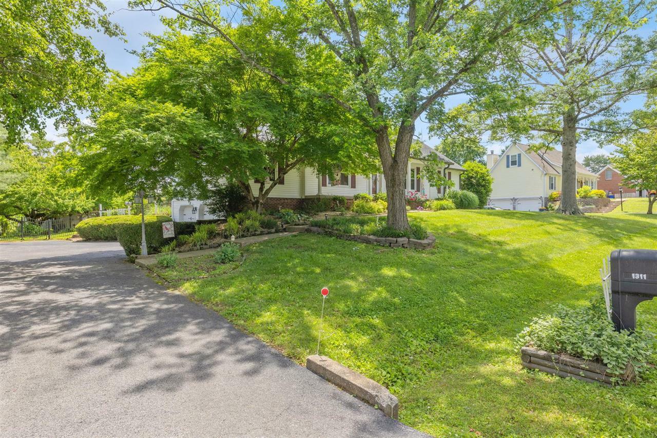 Property Photo: 1311 McTavish Way KY 42104