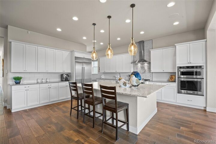 Property Photo: 8142 S Langdale Way CO 80016