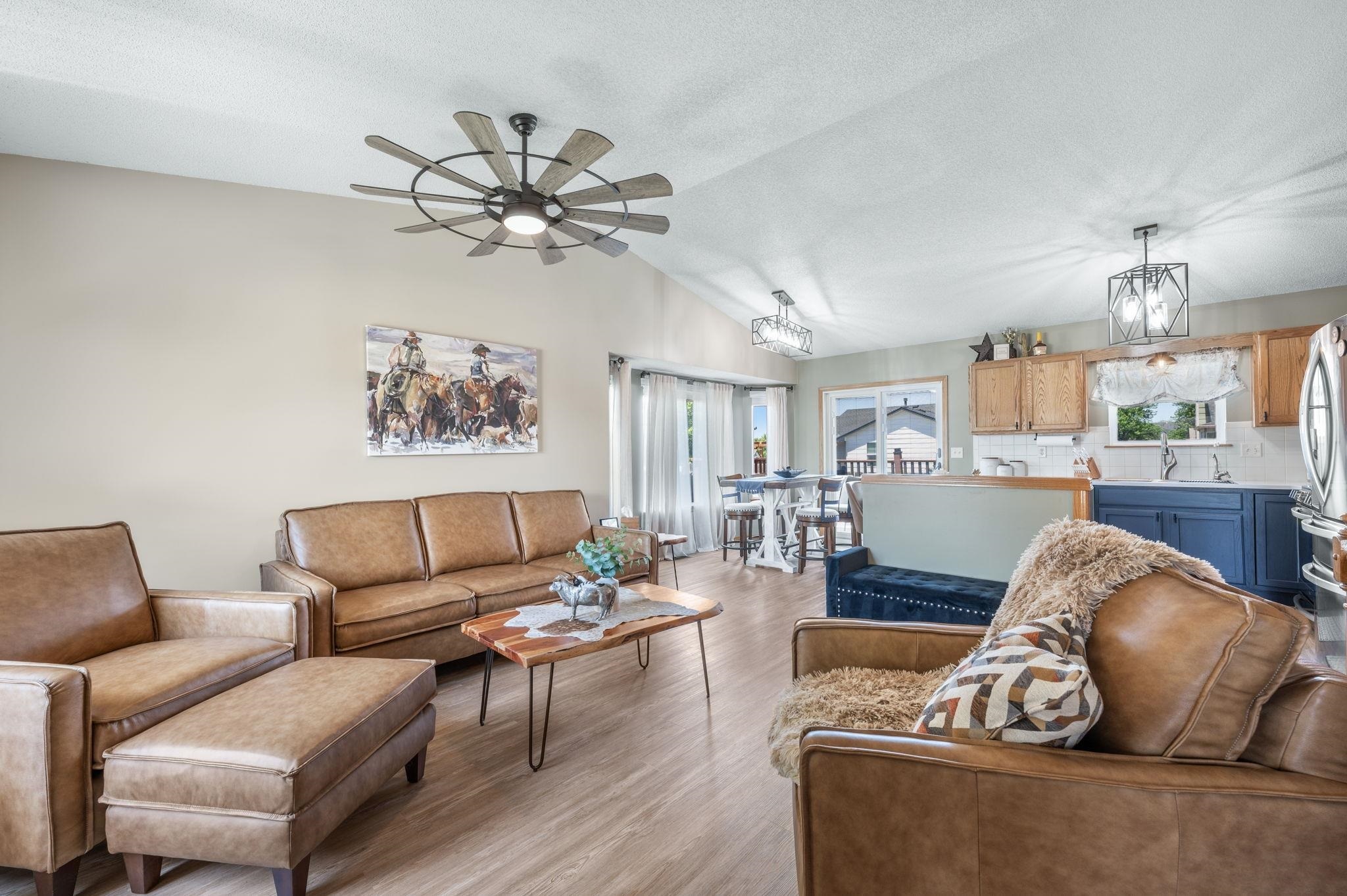 Property Photo: 408 E Woodfield Ave KS 67110