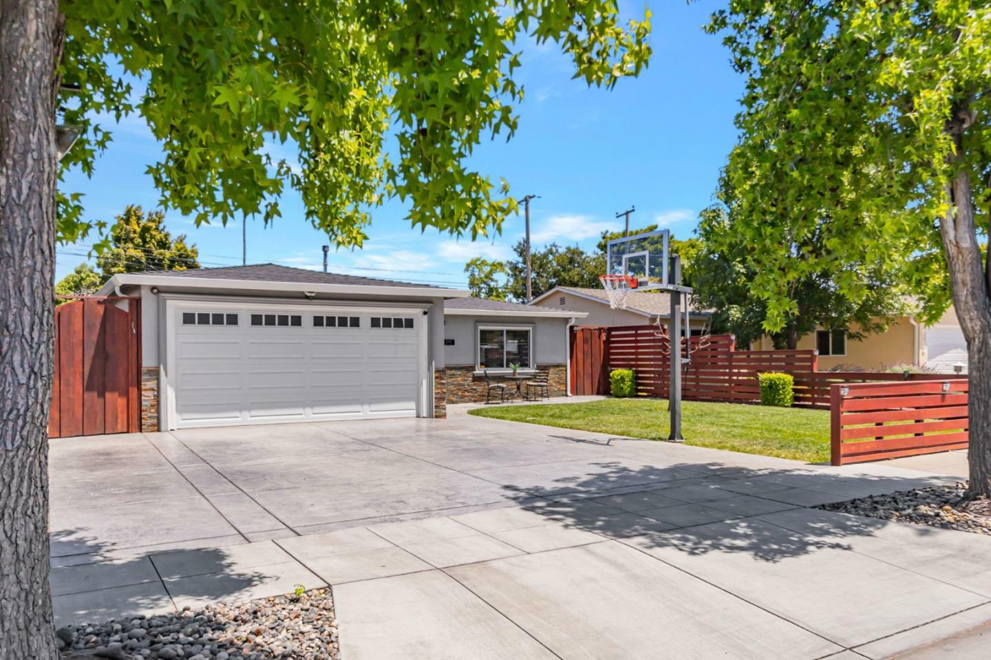 Property Photo: 3018 Kirk Road CA 95124
