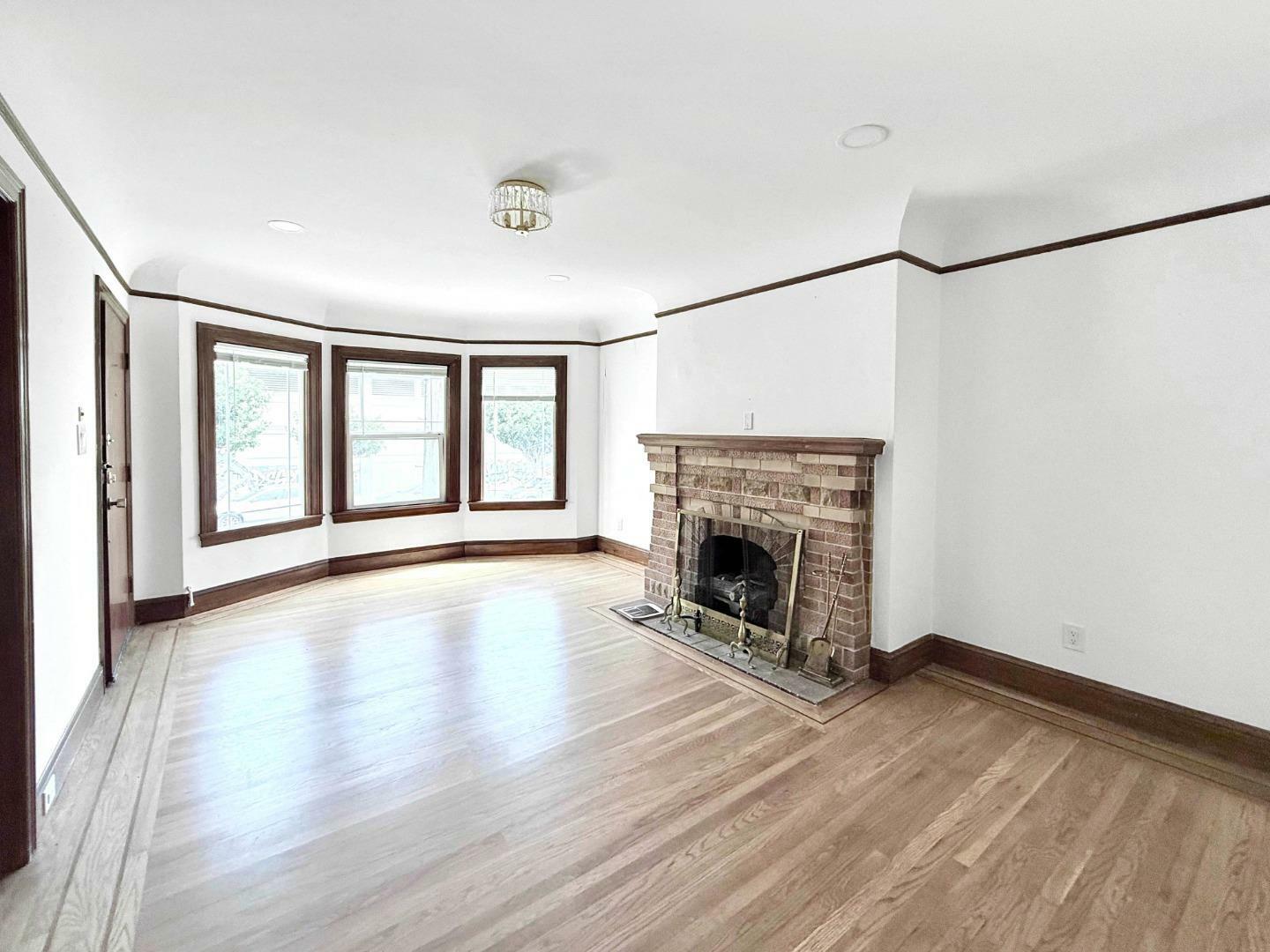 Property Photo: 1587 Revere Avenue CA 94124