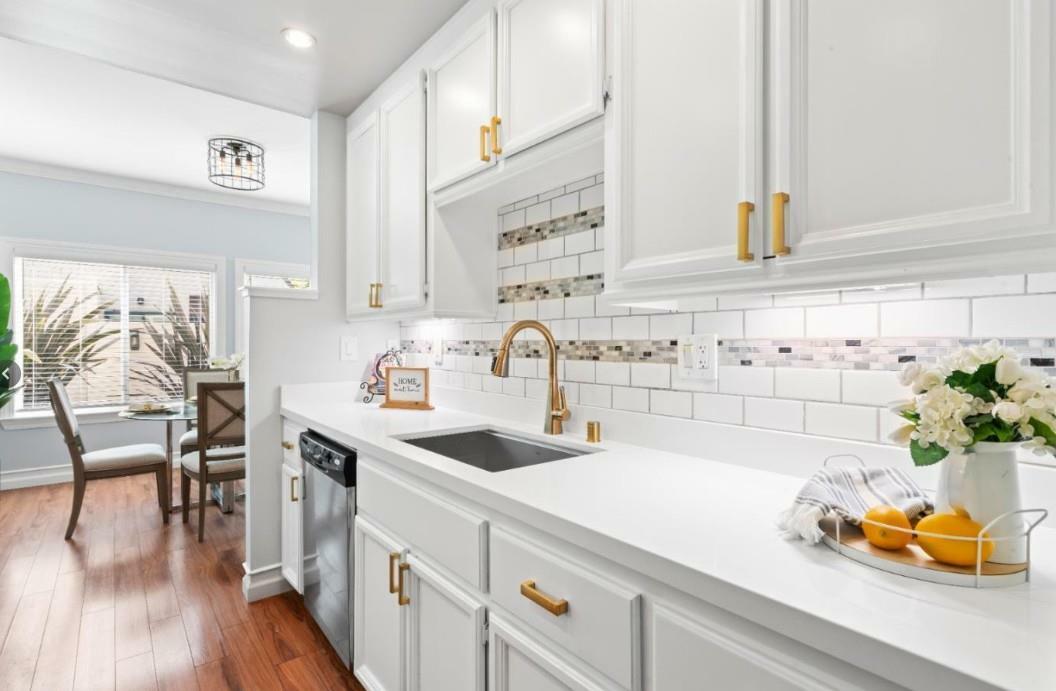 Property Photo: 2243 Armada Way CA 94404