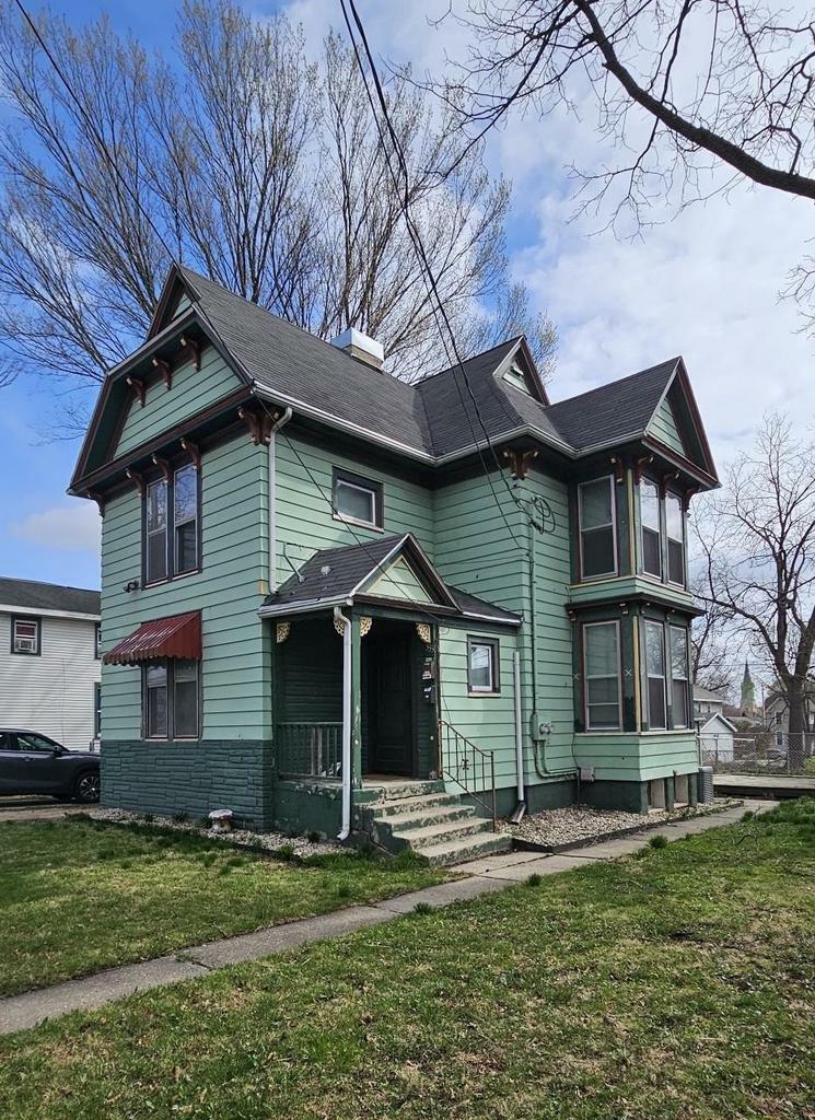 Property Photo: 333 Linn Street WI 53548