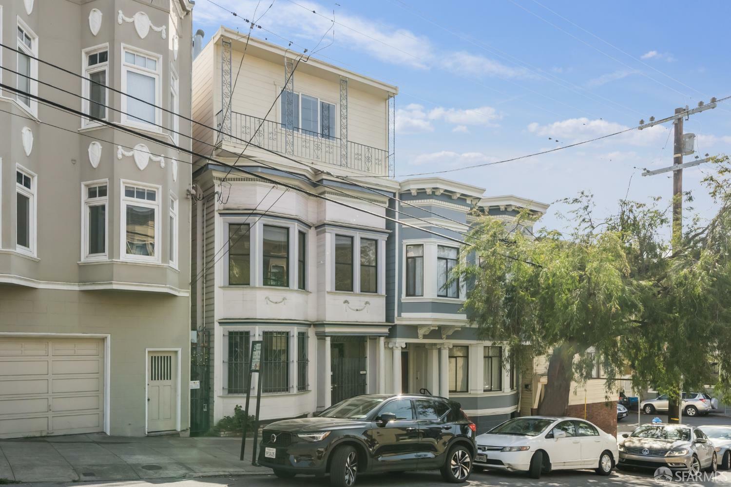 Property Photo: 1385-1387 Vallejo Street CA 94109