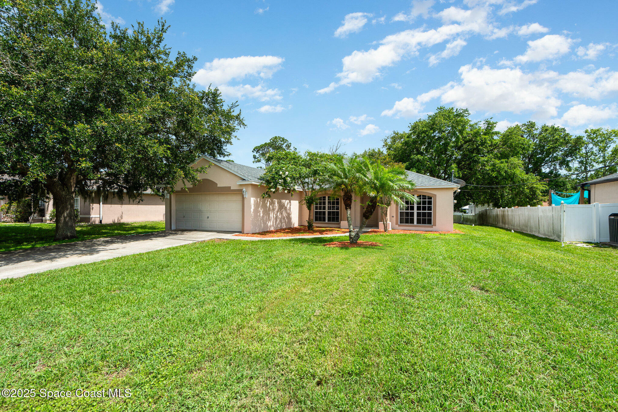 Property Photo: 4465 Everglades Street FL 32927