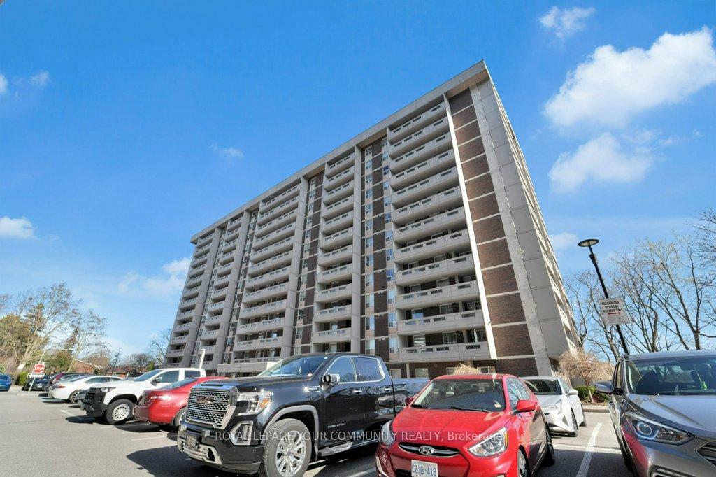 Property Photo: 50 Inverlochy Boulevard 1211 ON L3T 4T6