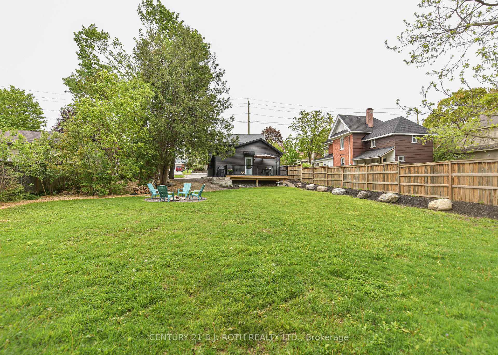Property Photo: 274 Mississaga Street W ON L3V 3B8