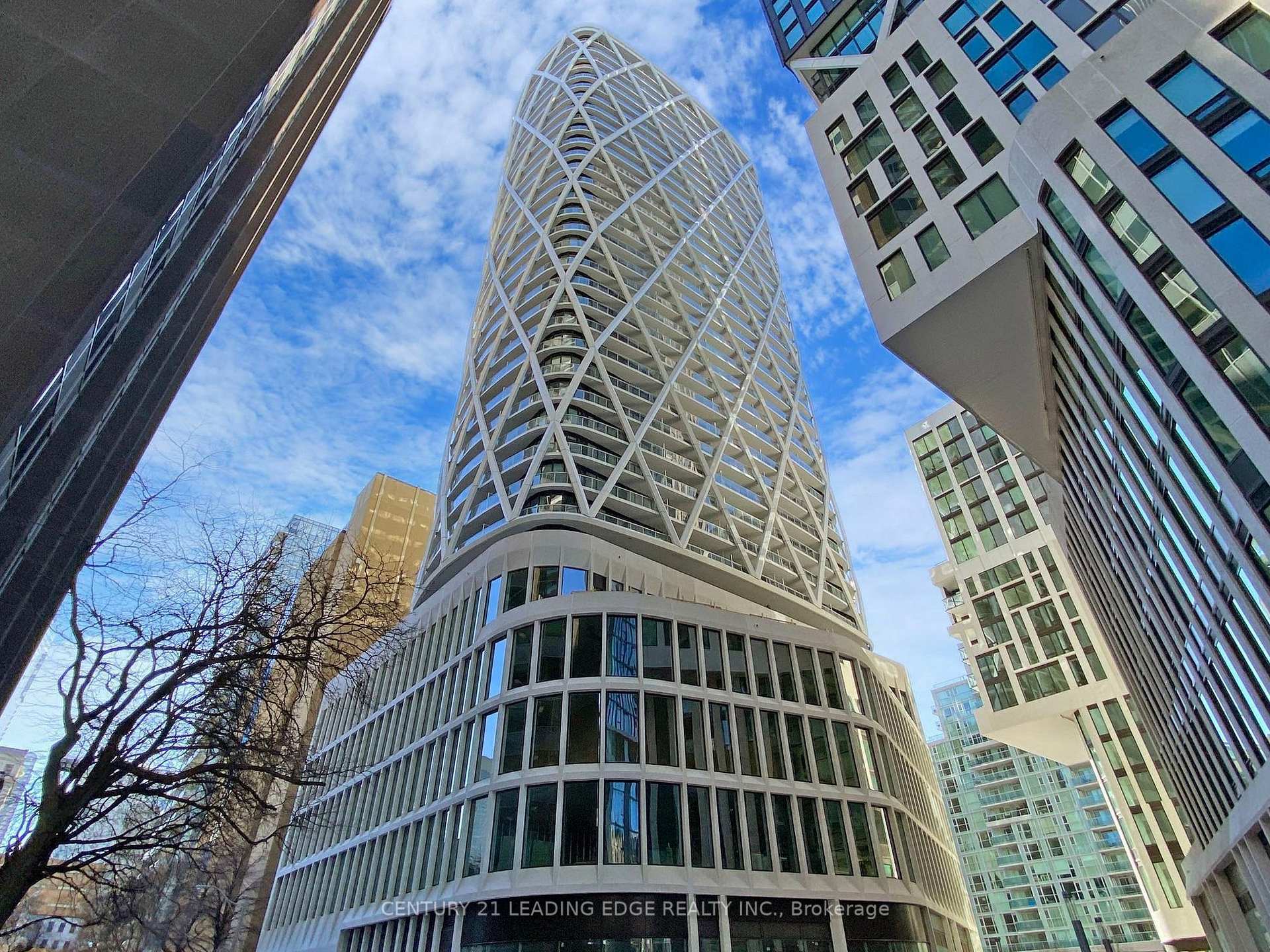 Property Photo: 230 Simcoe Street 2214 ON M5T 0G7