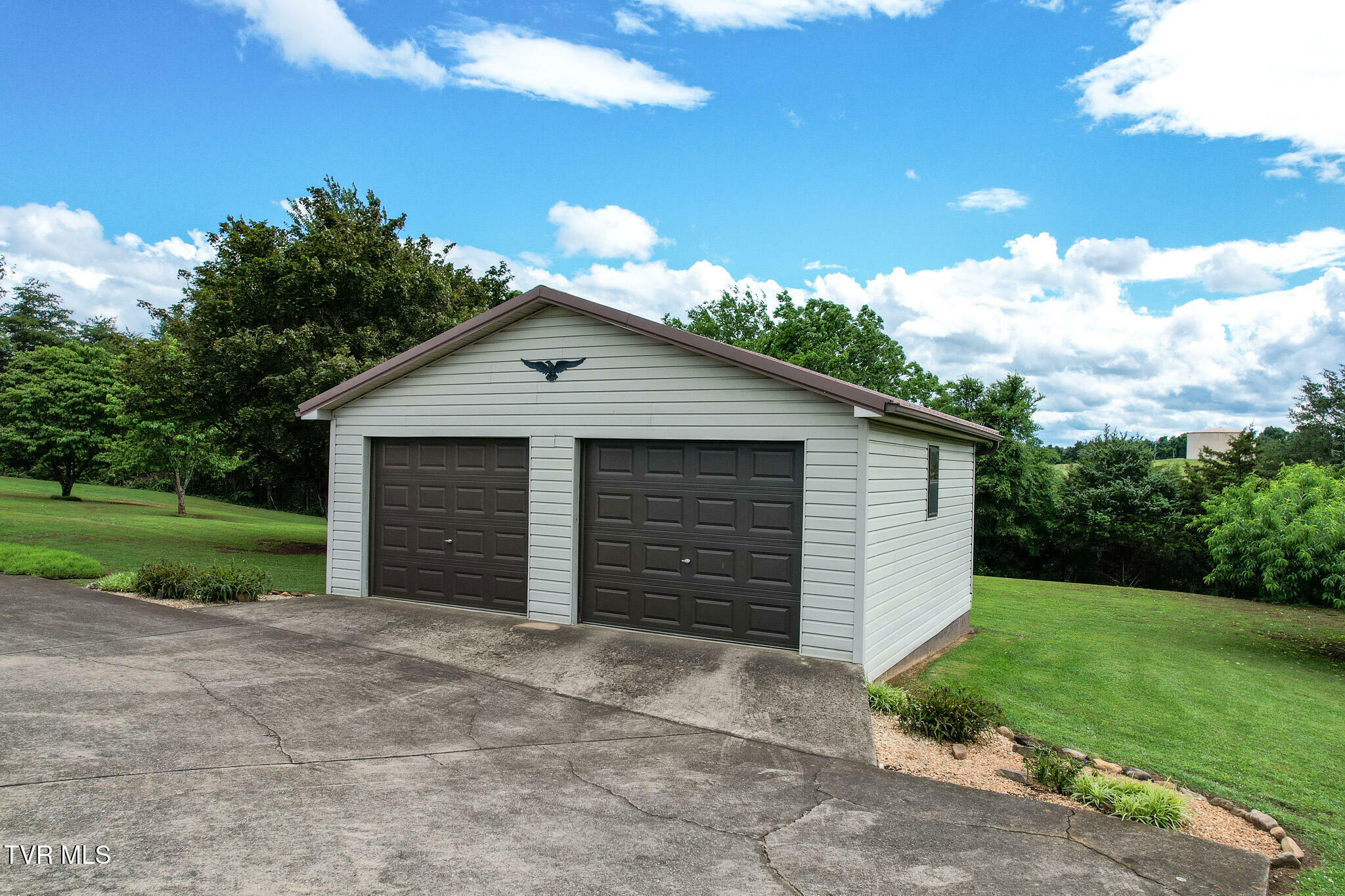 Property Photo: 460 W Hills Dr TN 37818