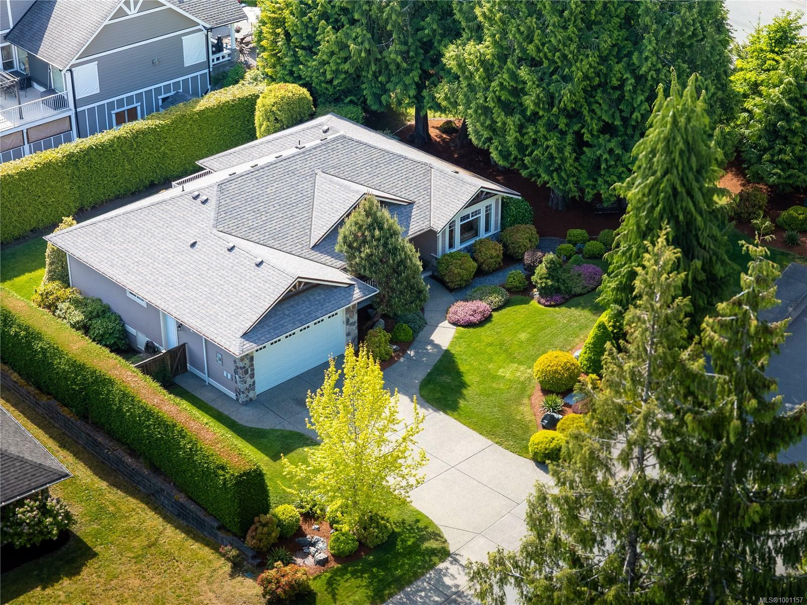 Property Photo:  2599 Kinnoull Cres  BC V0R 2P1 