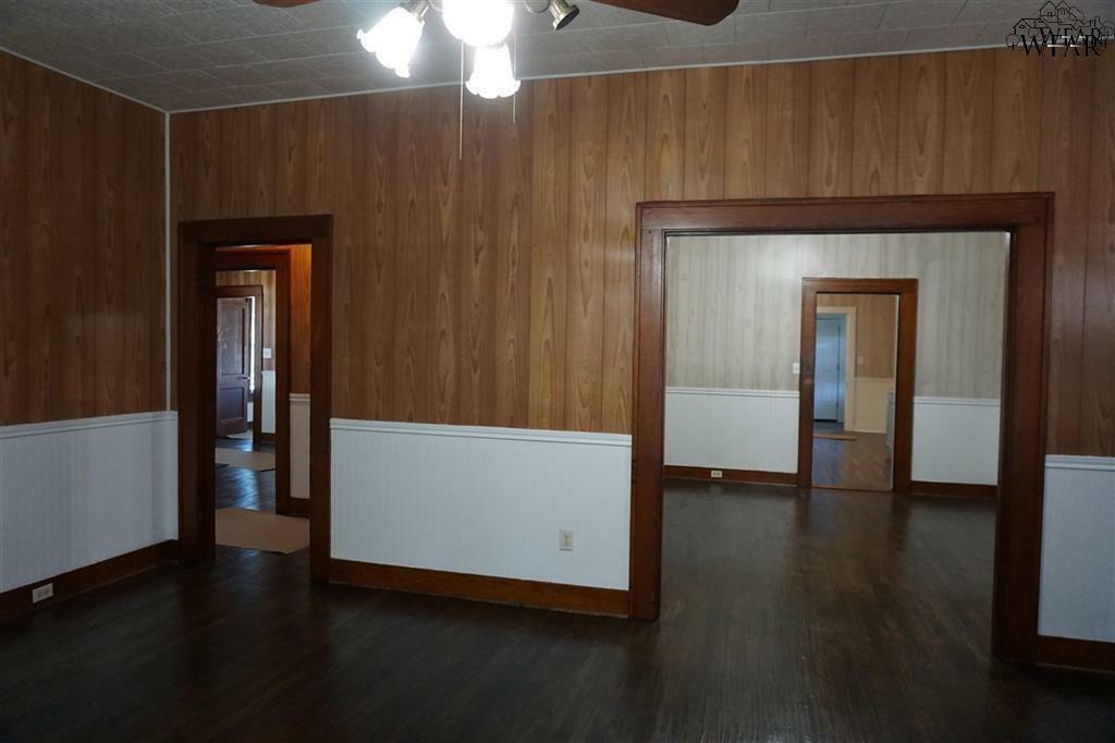 Property Photo: 1114 Monroe Street TX 76309
