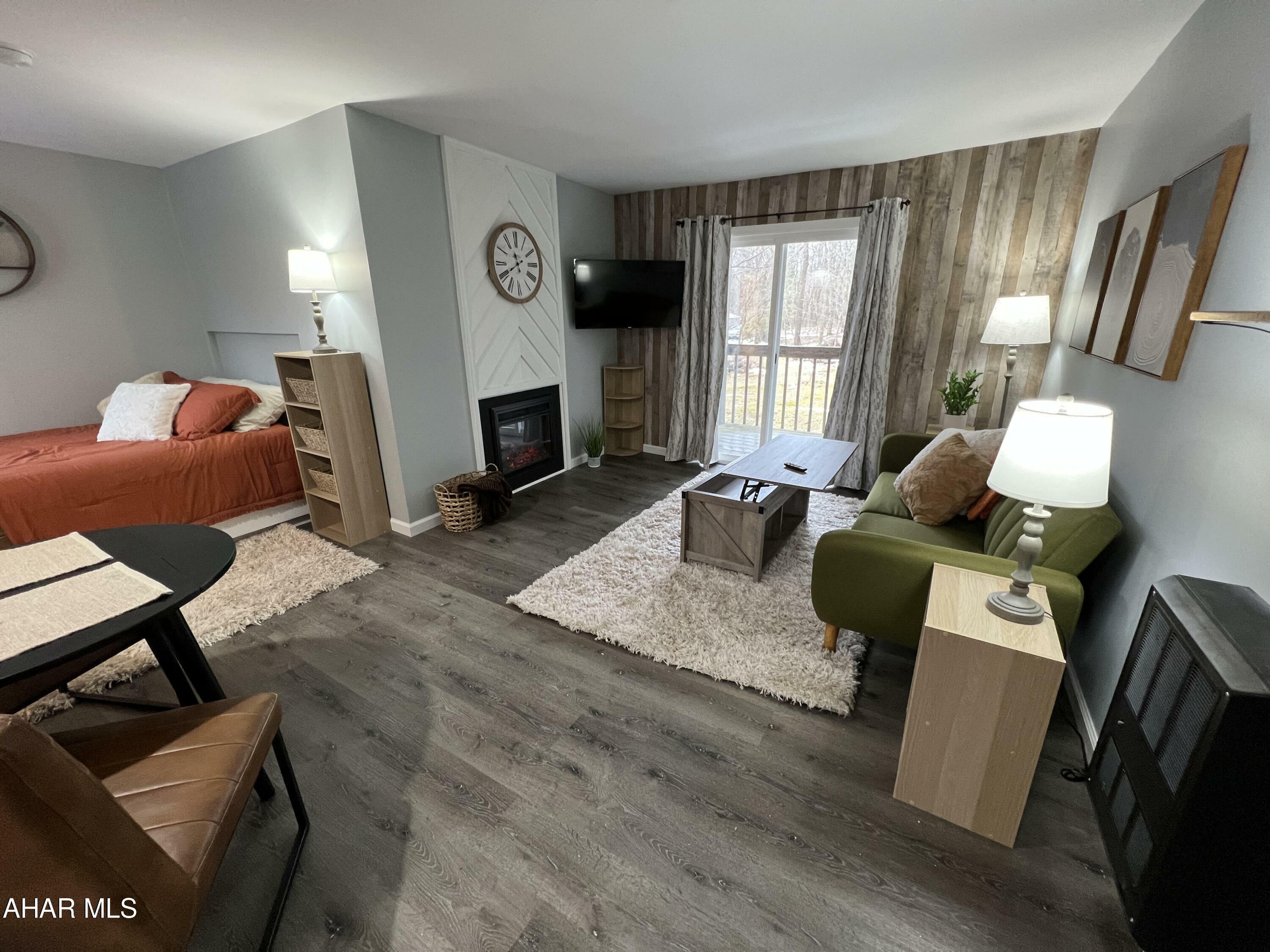 Property Photo: 209 E Valley Point Lane C802 PA 16625