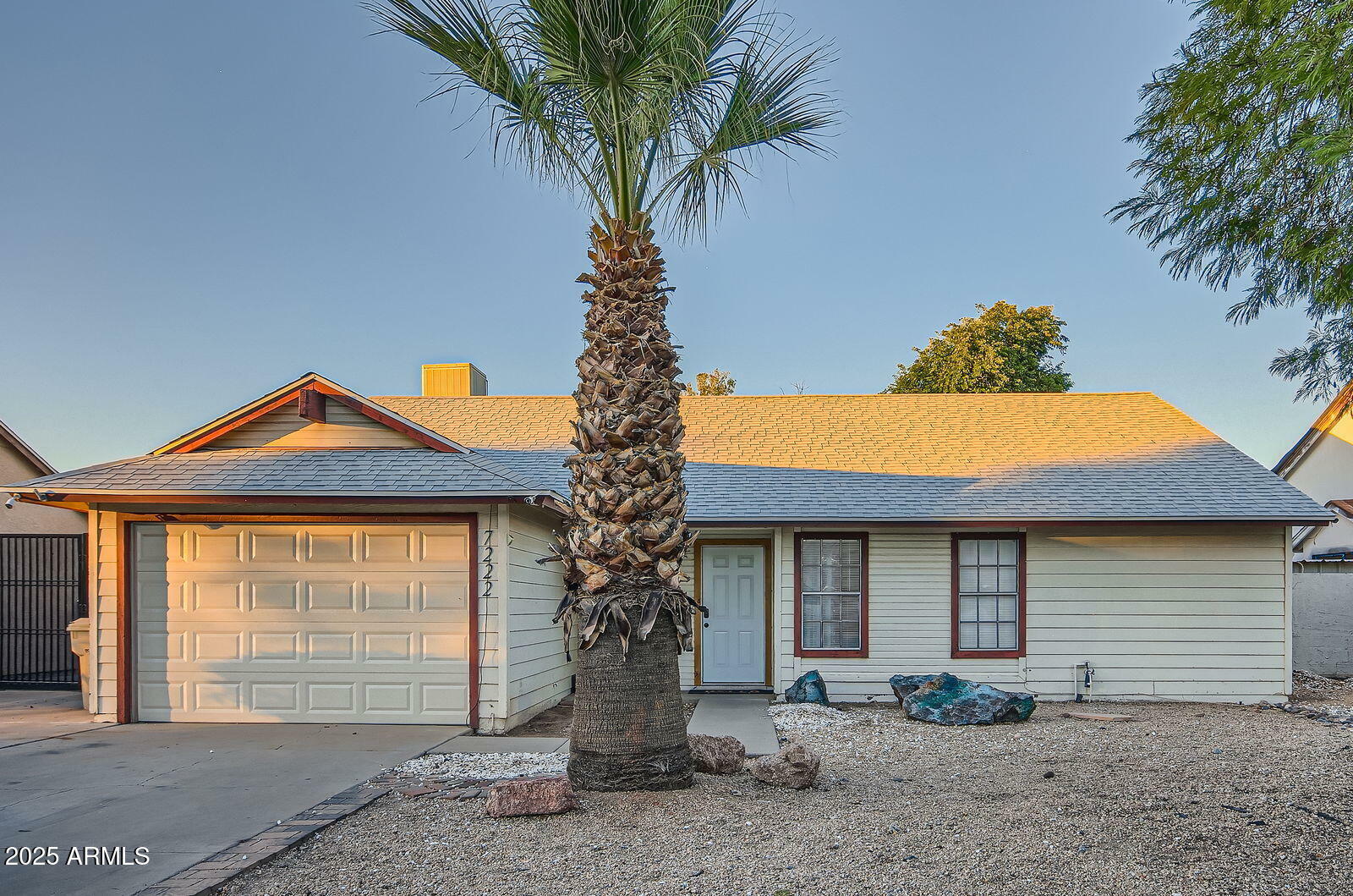 Property Photo: 7222 W Maryland Avenue AZ 85303