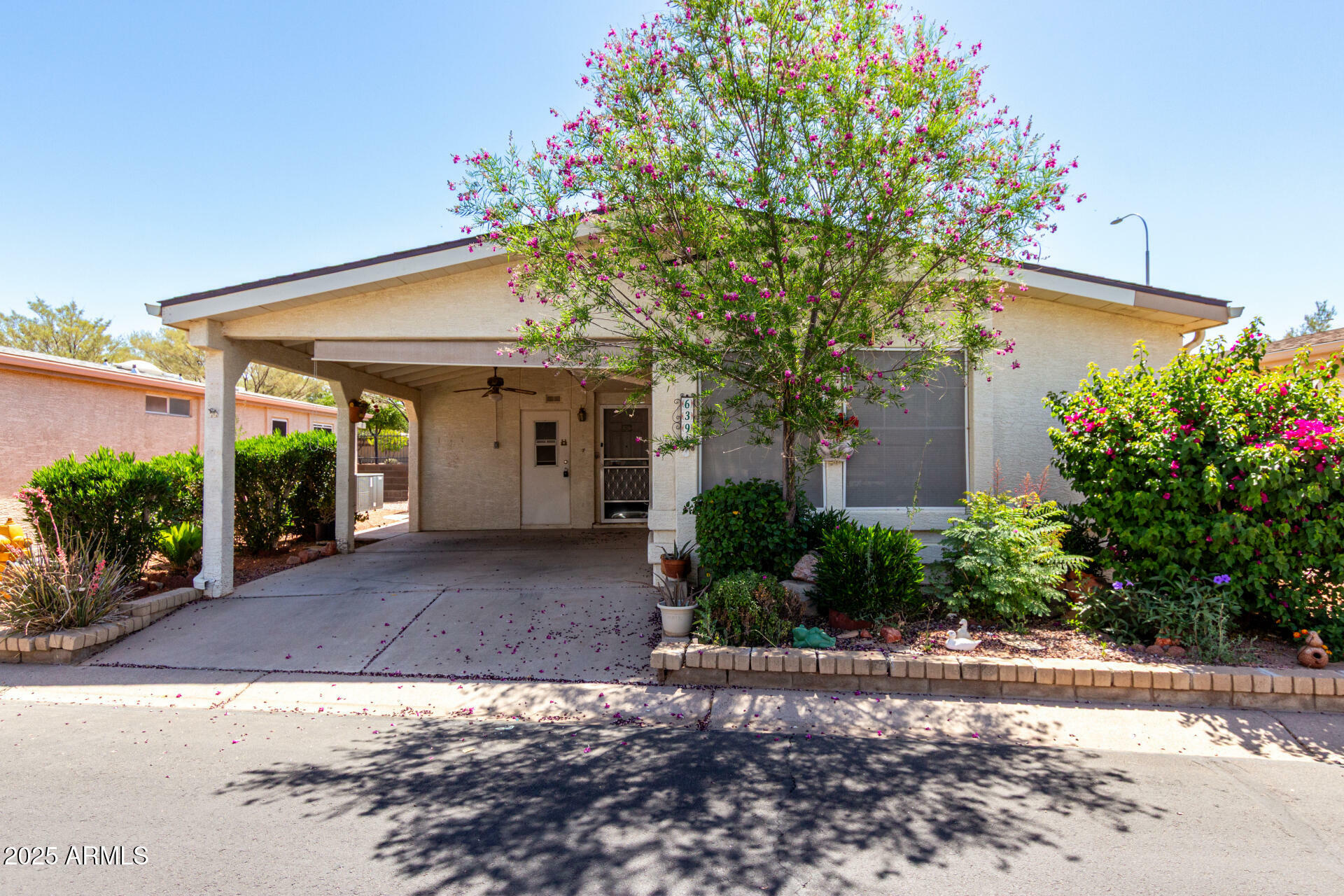 Property Photo: 6391 S Oakmont Drive AZ 85249